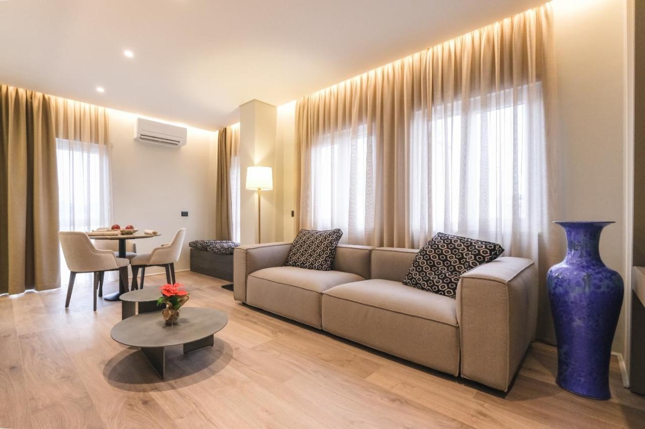 Two Steps Apartments Tirana Exterior photo