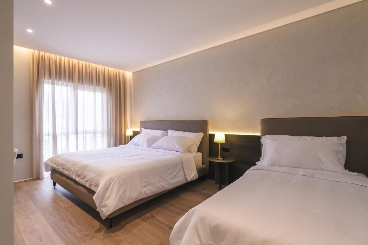 Two Steps Apartments Tirana Exterior photo