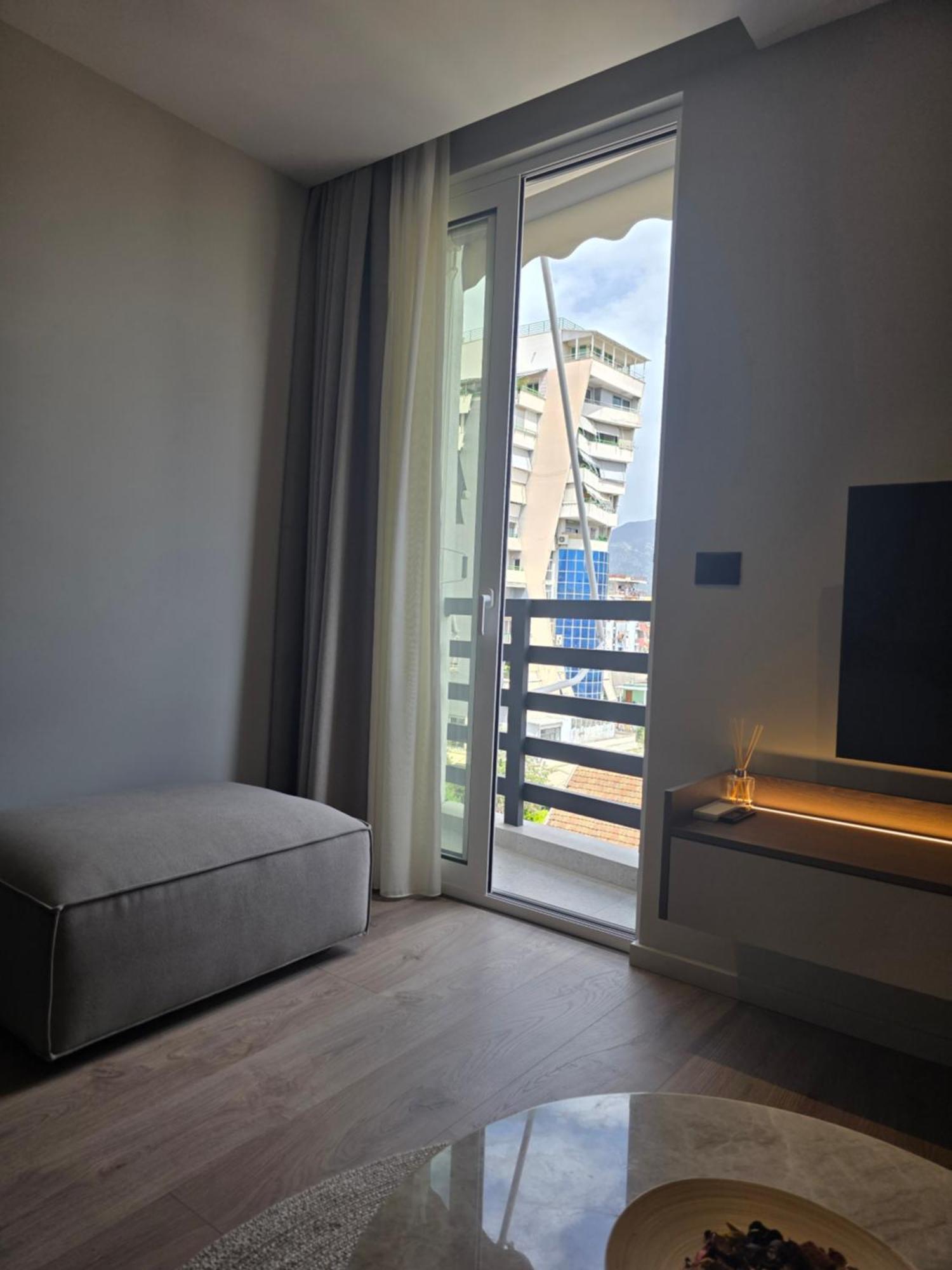 Two Steps Apartments Tirana Exterior photo