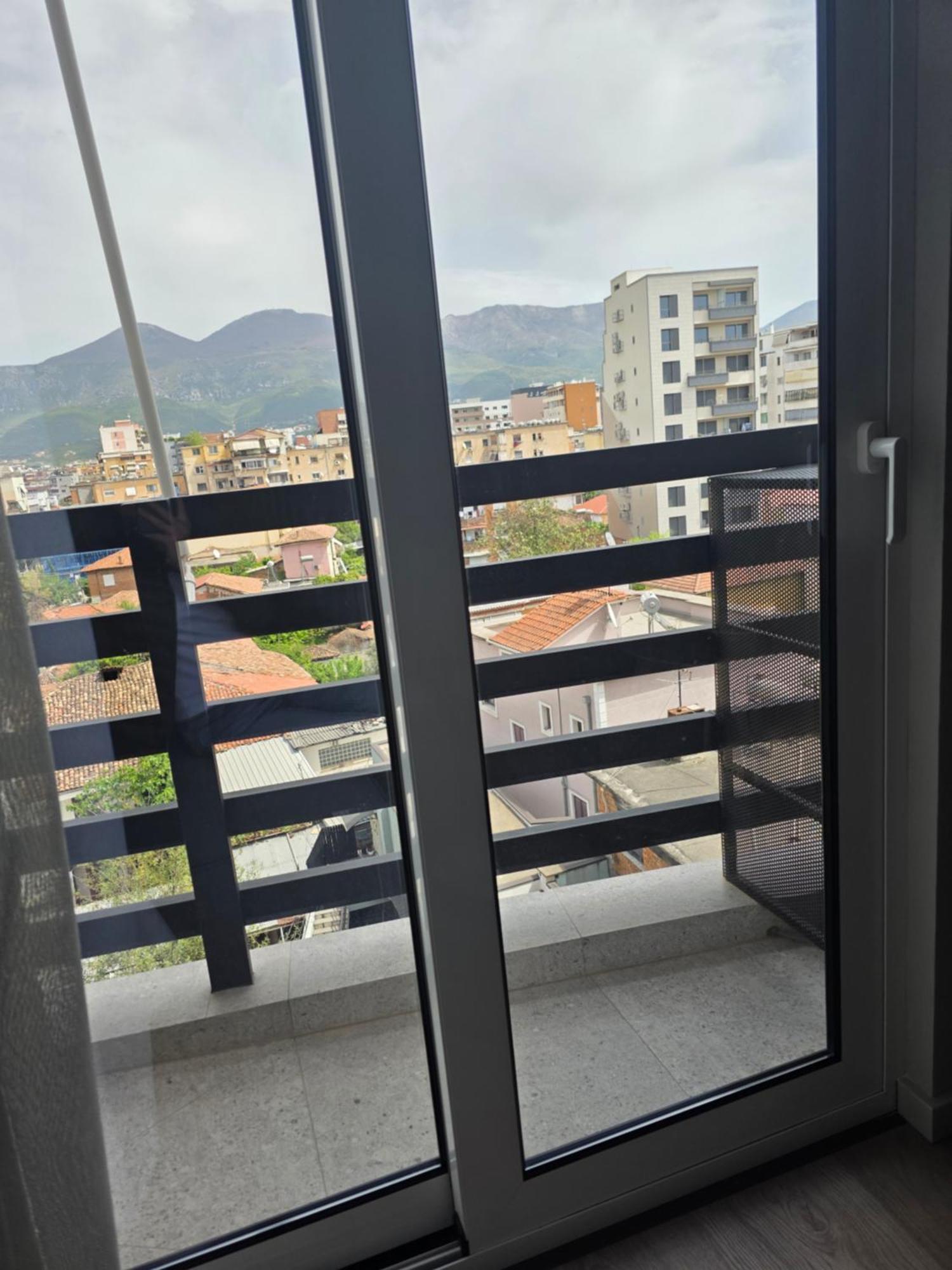 Two Steps Apartments Tirana Exterior photo